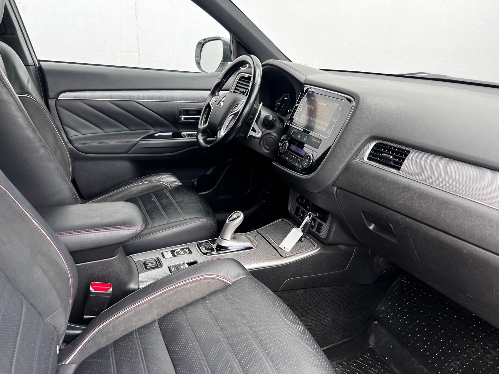 Hovedbilde av Mitsubishi Outlander