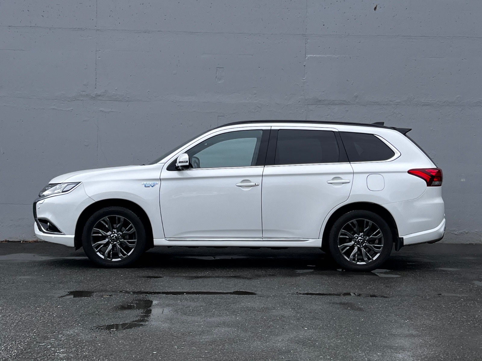 Hovedbilde av Mitsubishi Outlander