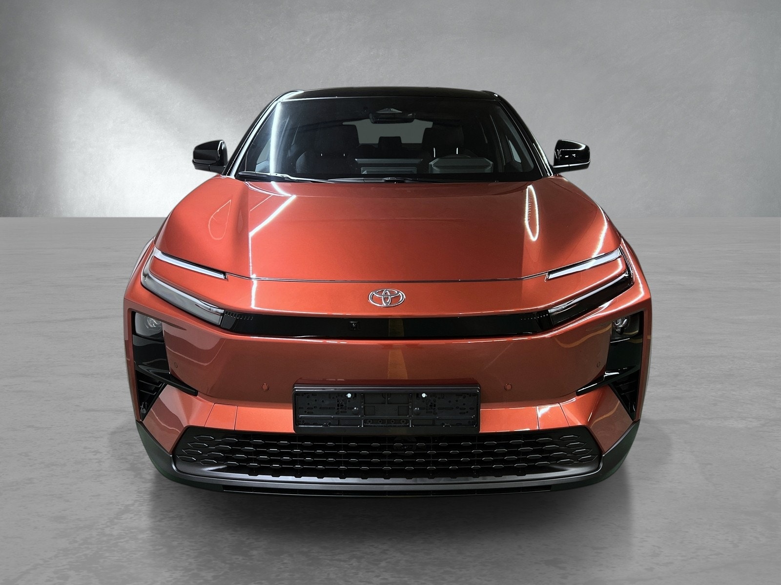 Hovedbilde av Toyota C-HR+