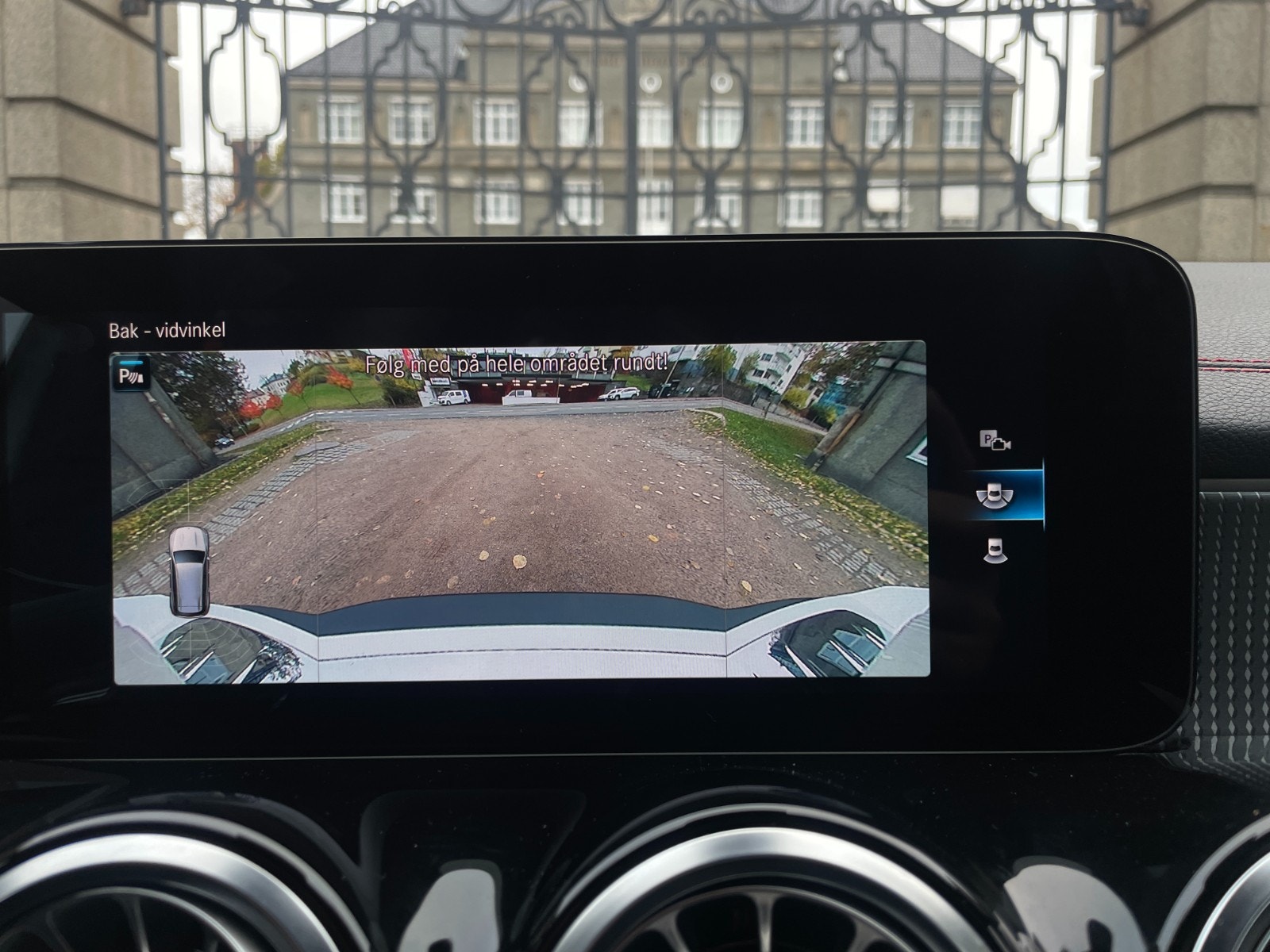 Hovedbilde av Mercedes-Benz EQB300