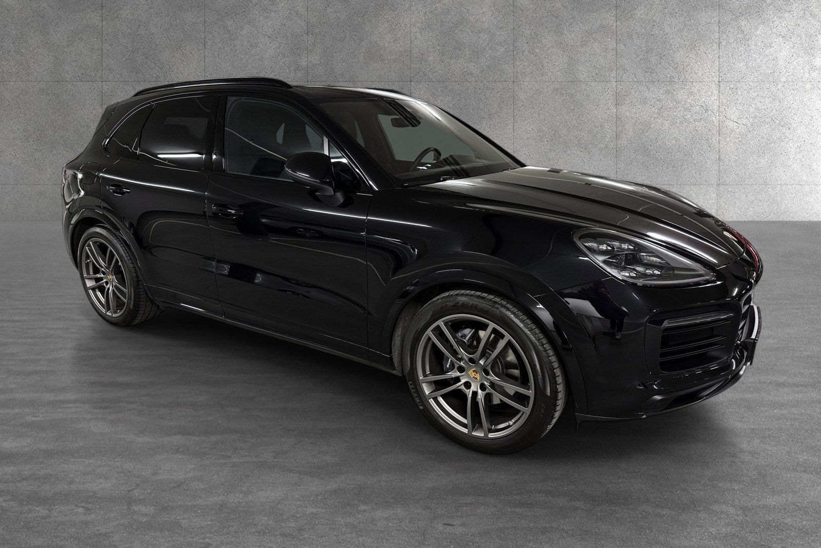 Porsche Cayenne - Photo 2