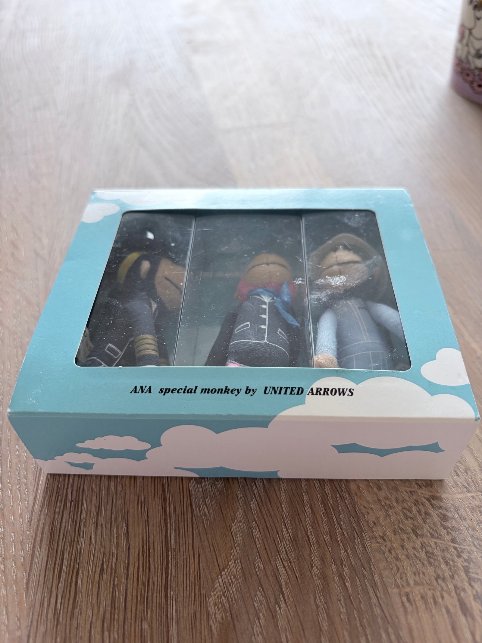 ANA Special Monkeys by United Arrows – sett med aper | FINN-torget