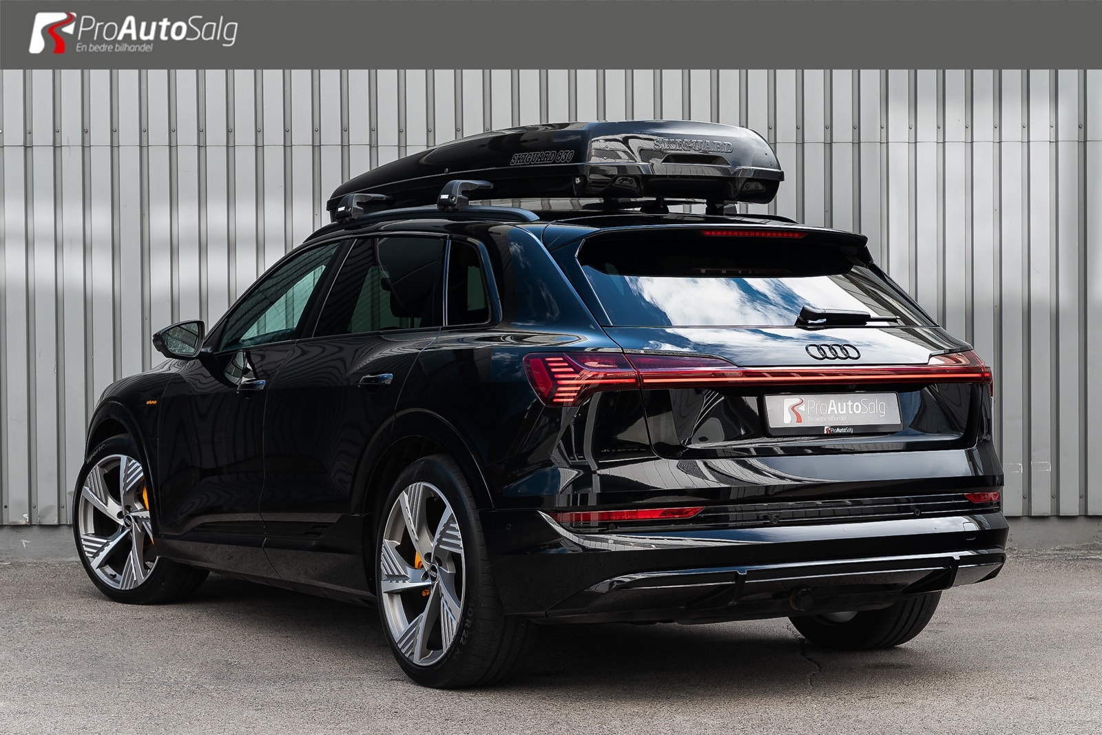 Hovedbilde av Audi e-tron