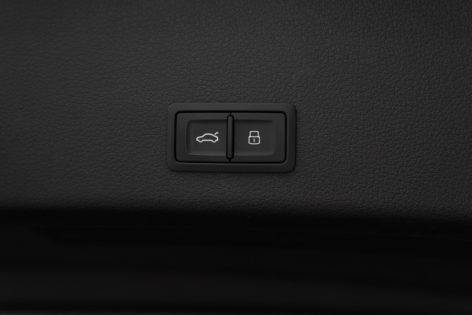 Hovedbilde av Audi e-tron