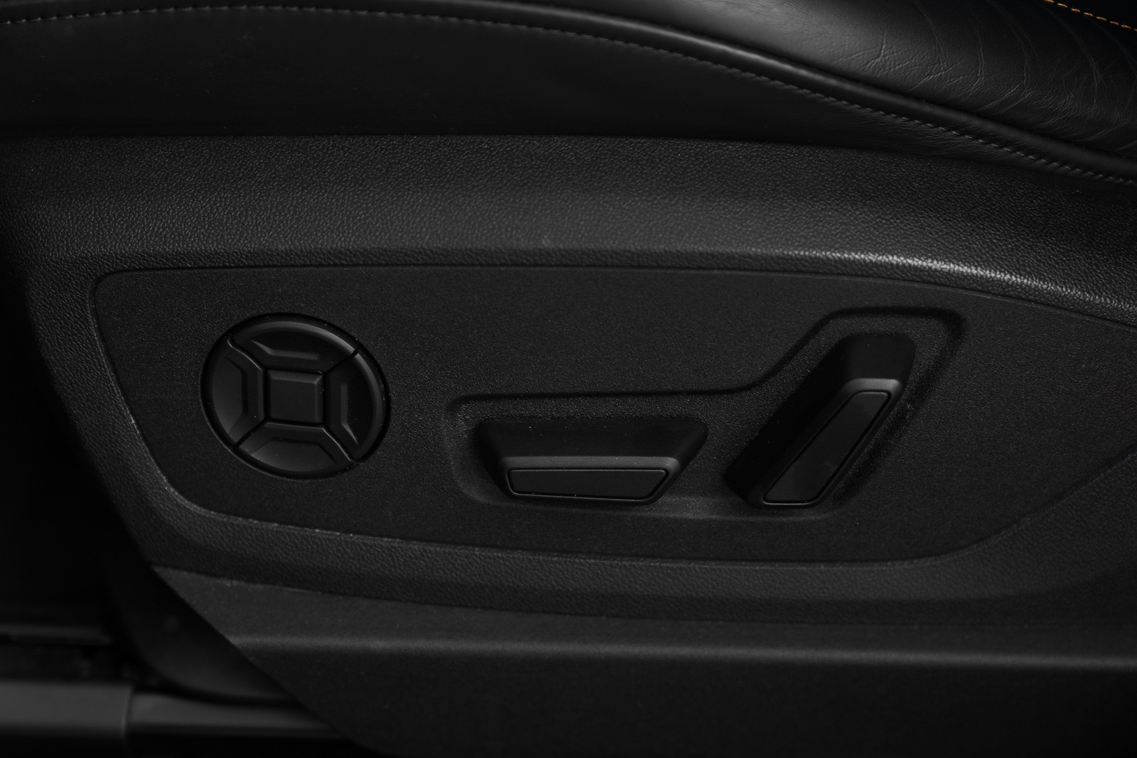 Hovedbilde av Audi e-tron