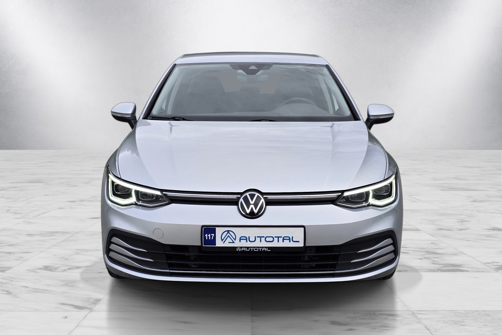 Volkswagen Golf VIII - Photo 3