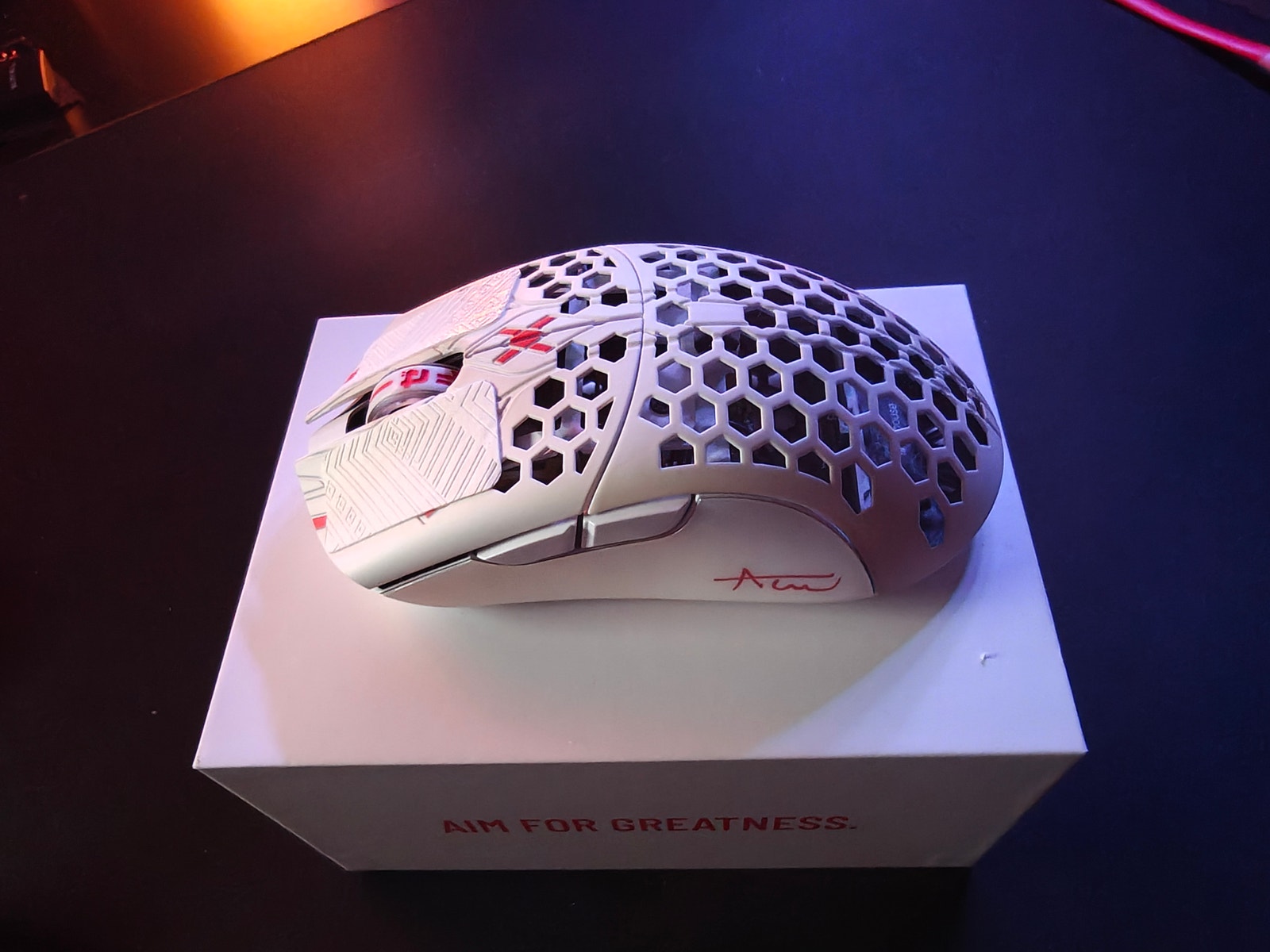 Finalmouse ULX Pro Series Aceu Tiger (L) | FINN-torget