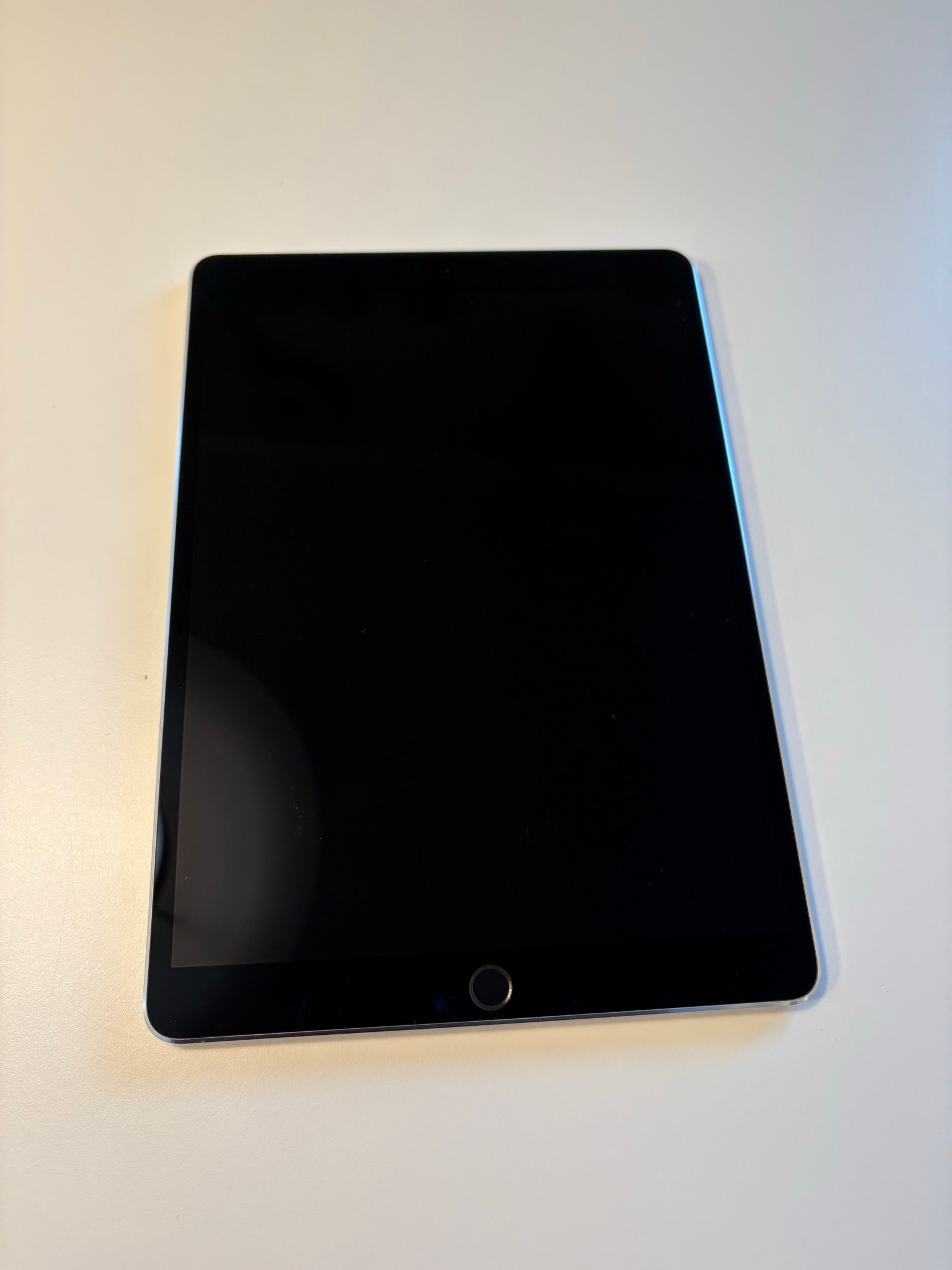 Apple iPad Pro 10.5 256 GB | FINN-torget