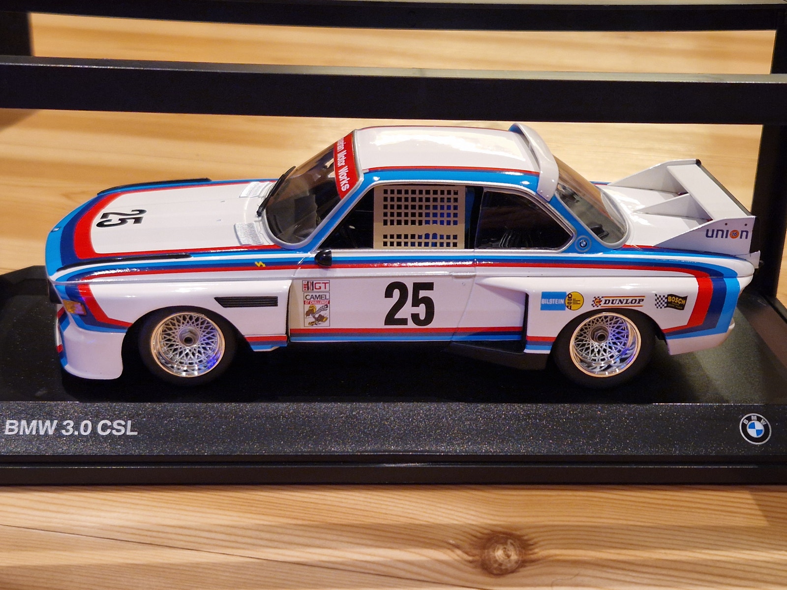 No.47 MINICHAMPS製 1/18  3.0 CSL 1973 1:18 BMW 3.0 CSL Heritage Racing Year 1973-1975 Minichamps | FINN