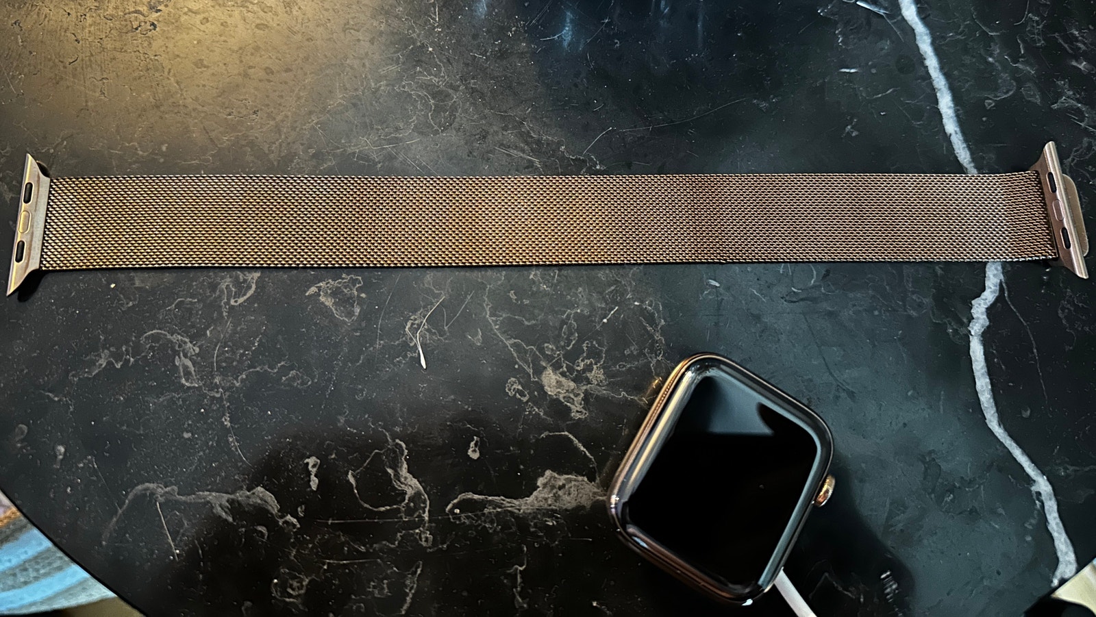 Apple Watch Series 5 Stainless Steel Gold 44mm cellular | FINN-torget