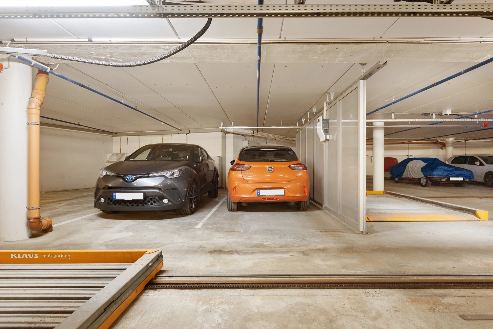 Privat Torshov - Parkeringsplass i oppvarmet garasjeanlegg på