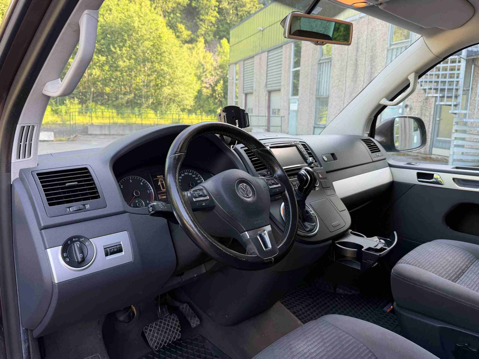 Hovedbilde av Volkswagen Multivan