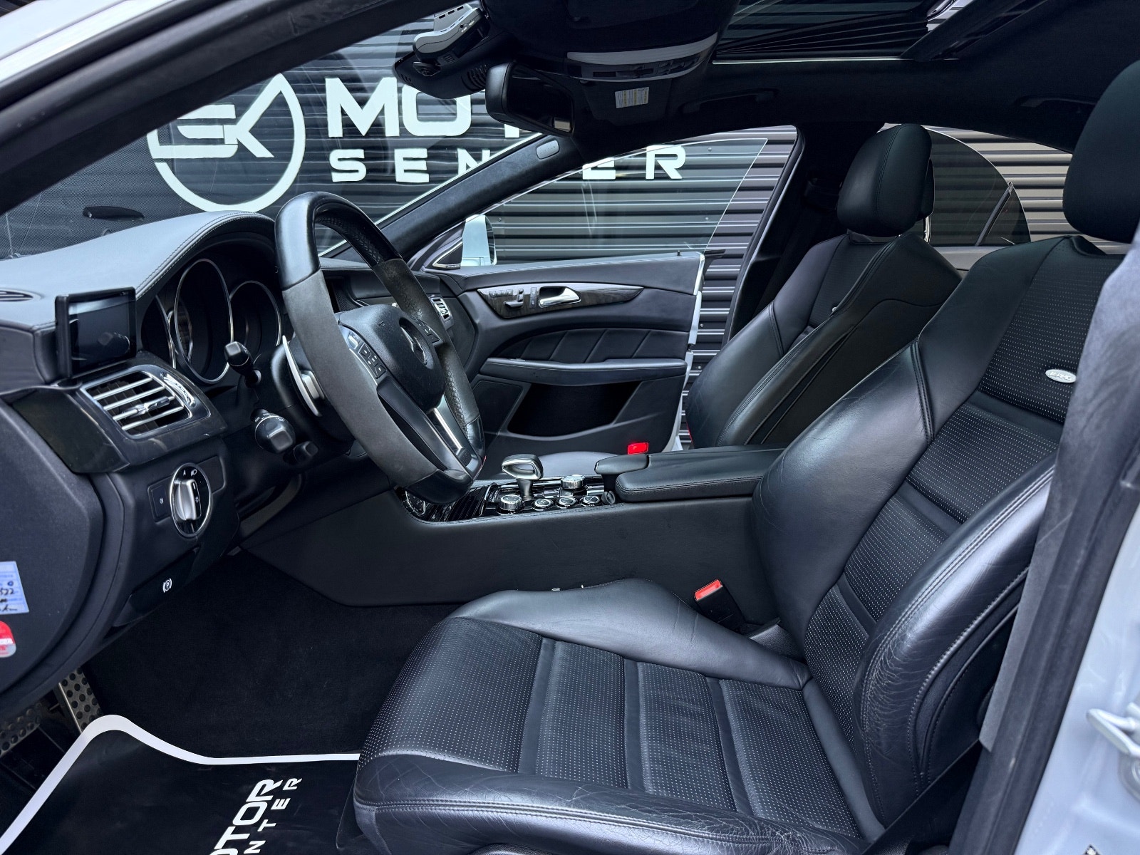Hovedbilde av Mercedes-Benz CLS63