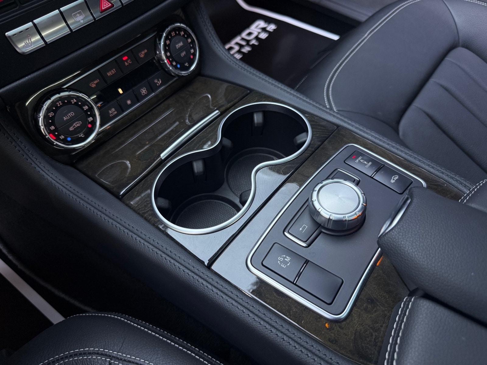 Hovedbilde av Mercedes-Benz CLS350