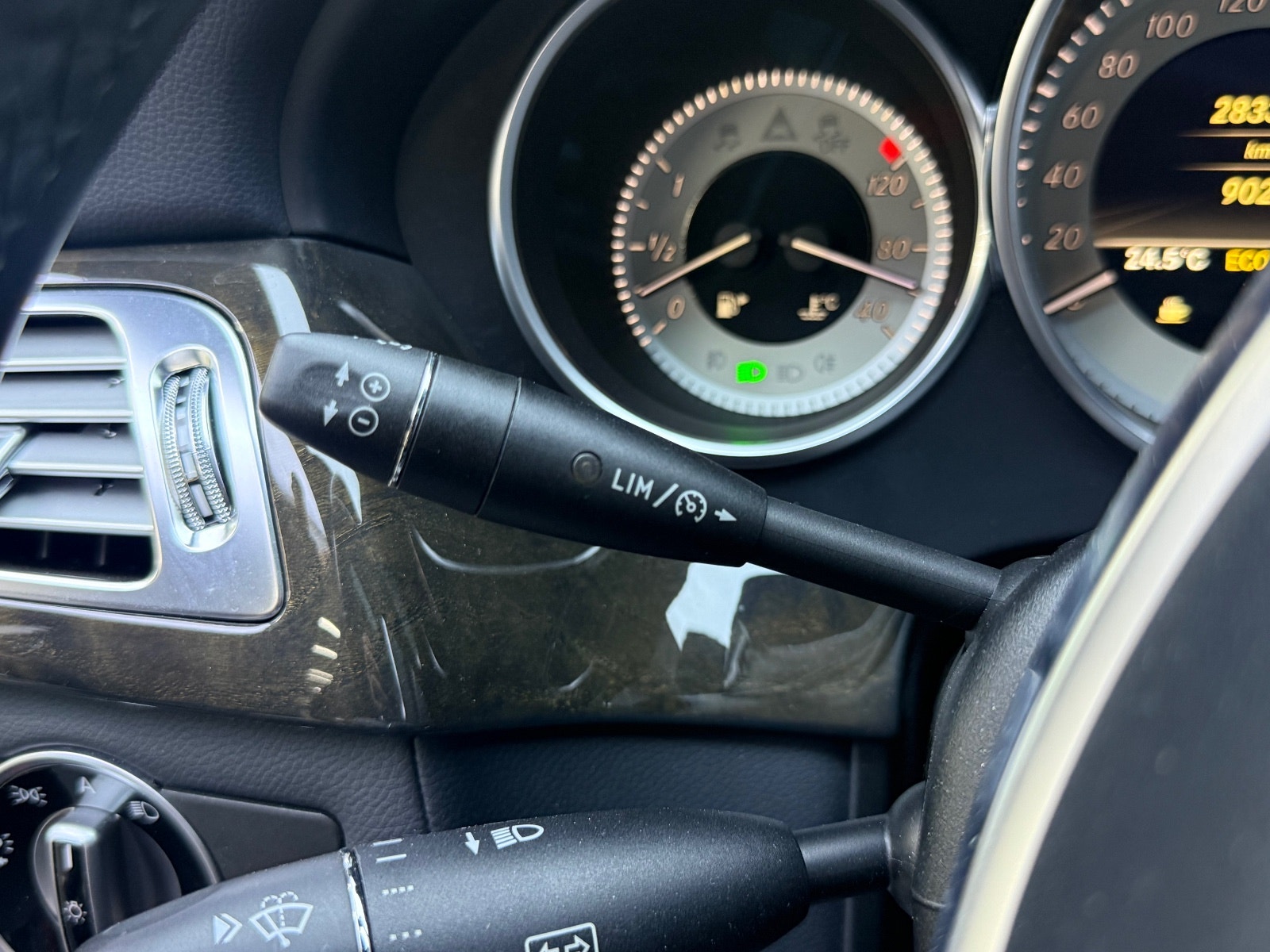 Hovedbilde av Mercedes-Benz CLS350