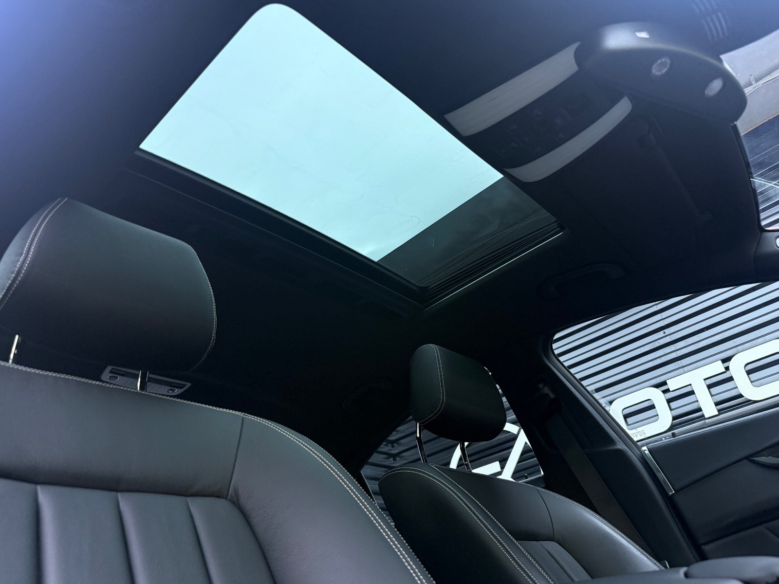 Hovedbilde av Mercedes-Benz CLS350