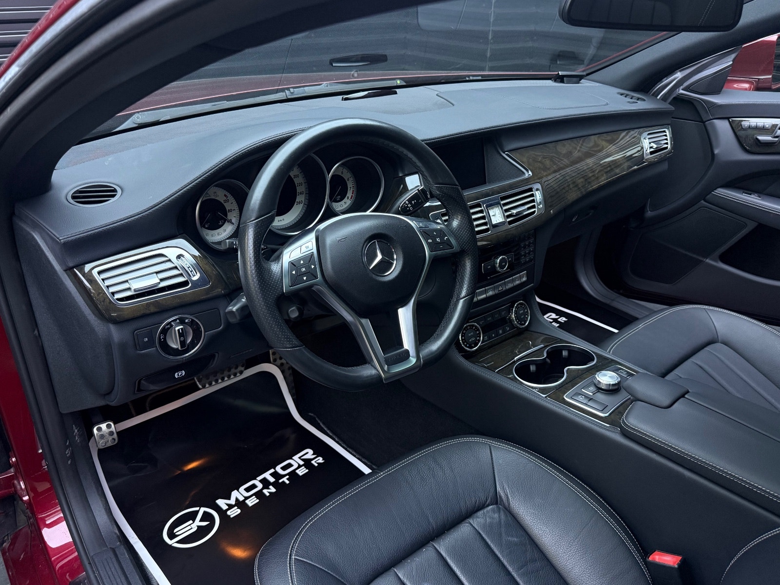 Hovedbilde av Mercedes-Benz CLS350