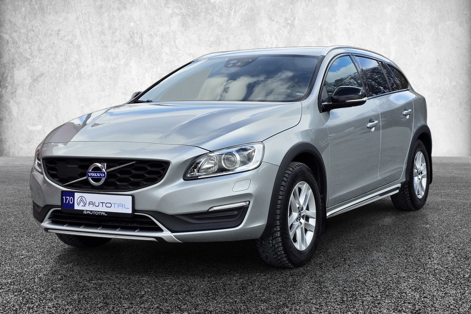 Volvo V60 Cross Country - Photo 3