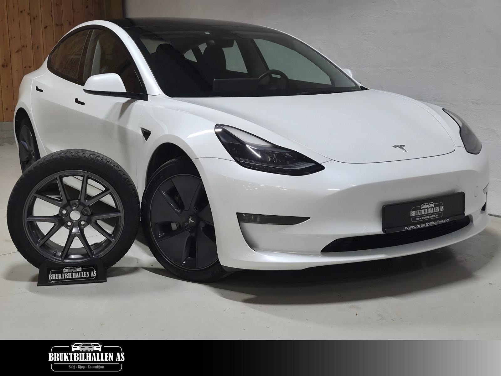Bilde av 'Tesla Model 3'