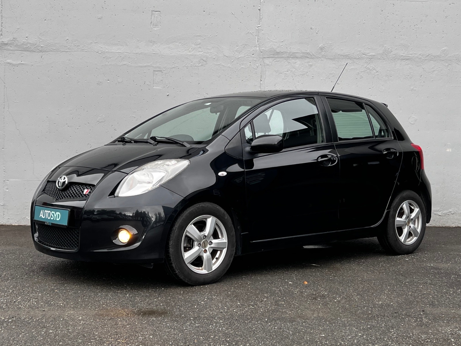 Hovedbilde av Toyota Yaris