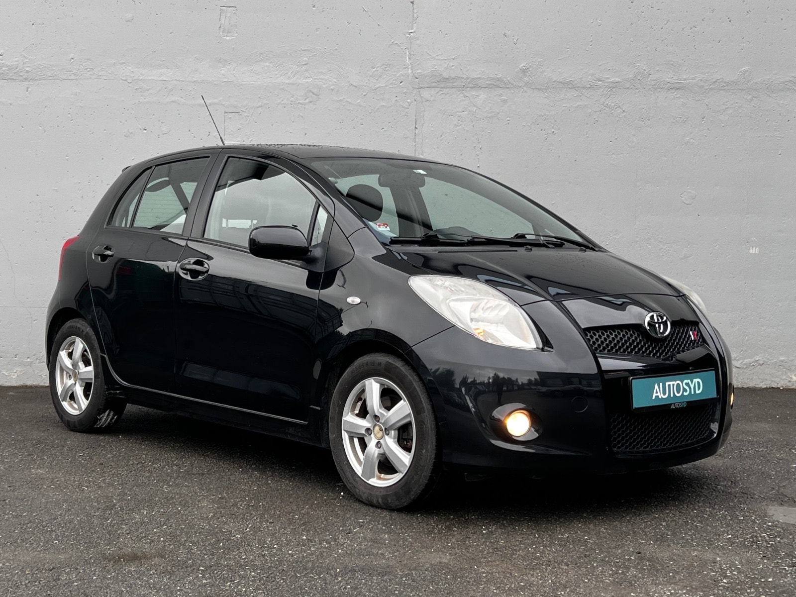 Hovedbilde av Toyota Yaris