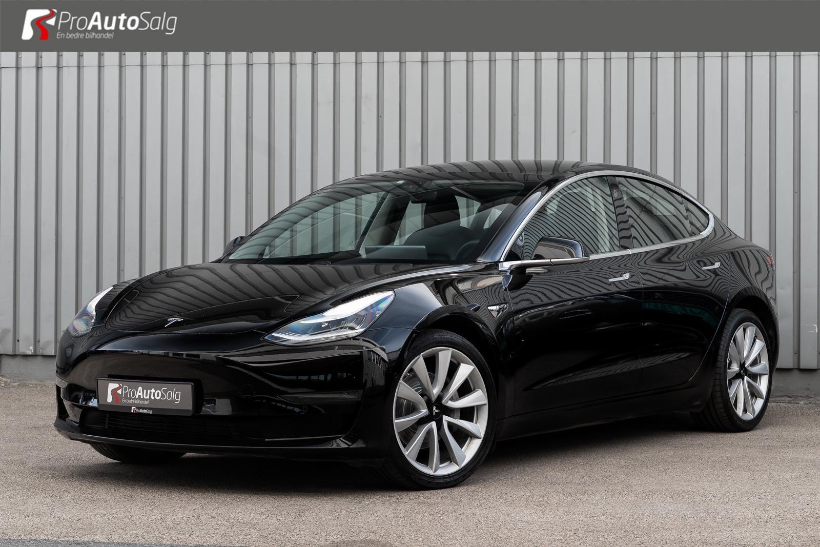 Bilde av 'Tesla Model 3'