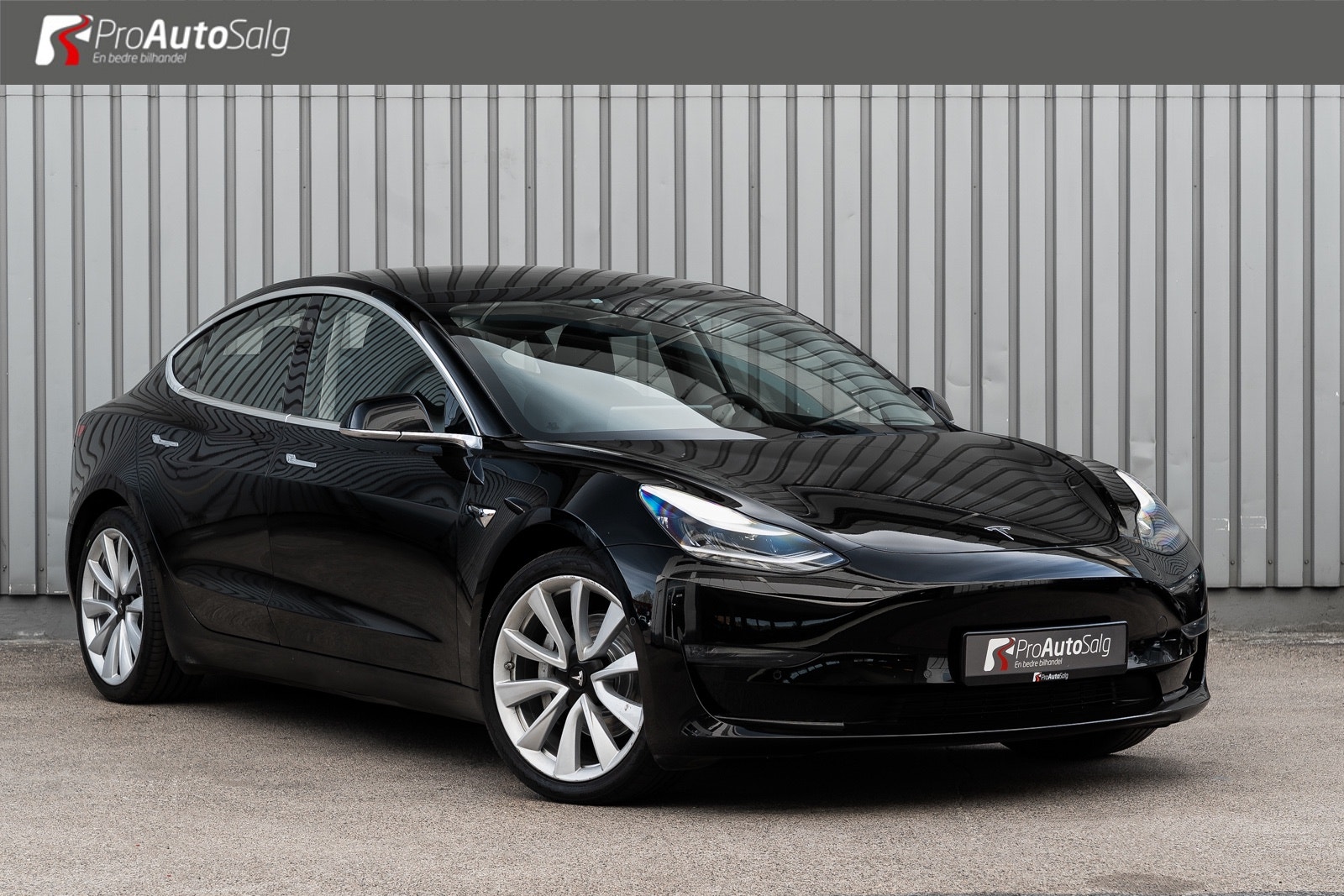 Hovedbilde av Tesla Model 3