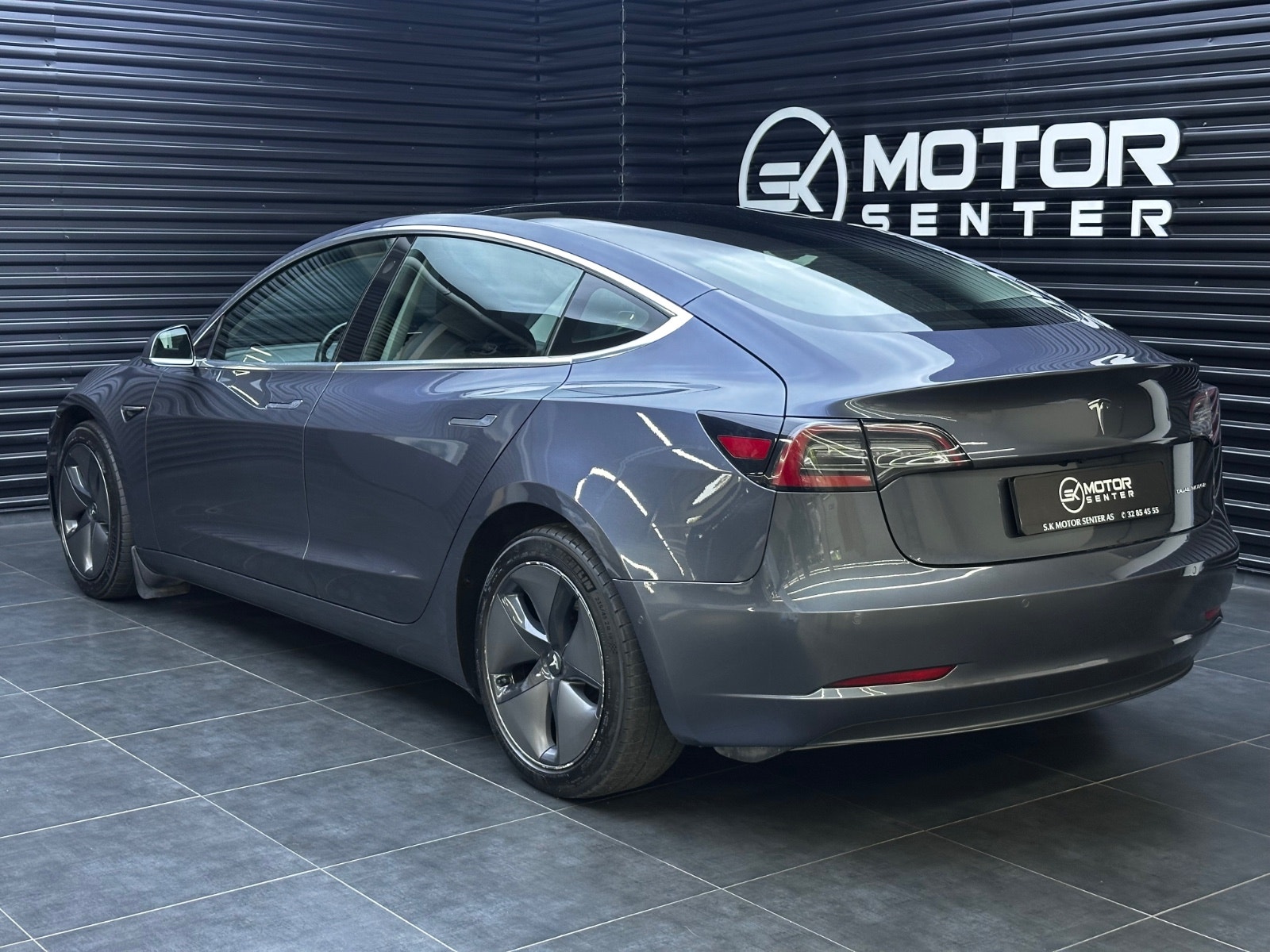Hovedbilde av Tesla Model 3
