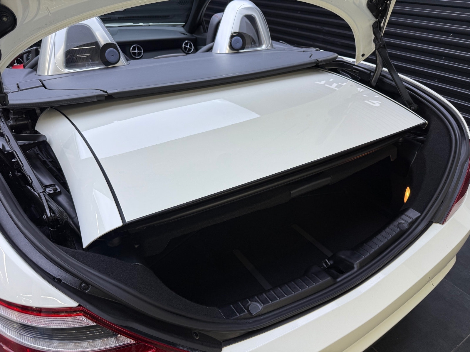 Hovedbilde av Mercedes-Benz SLK350