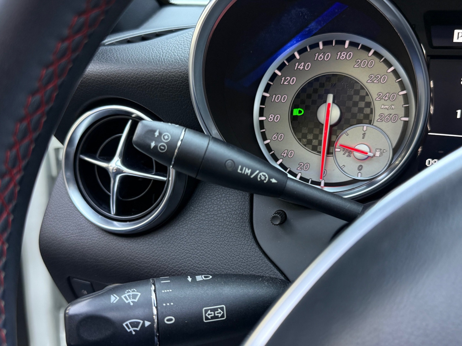 Hovedbilde av Mercedes-Benz SLK350