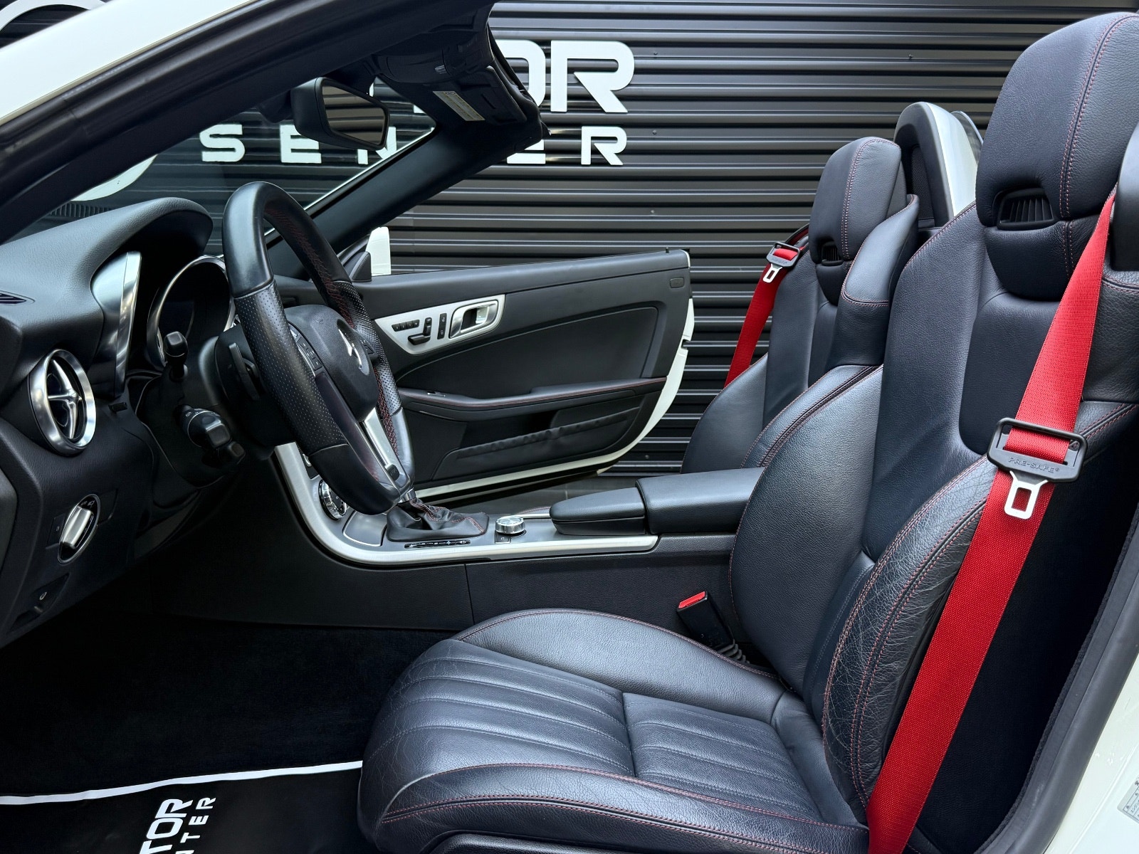Hovedbilde av Mercedes-Benz SLK350