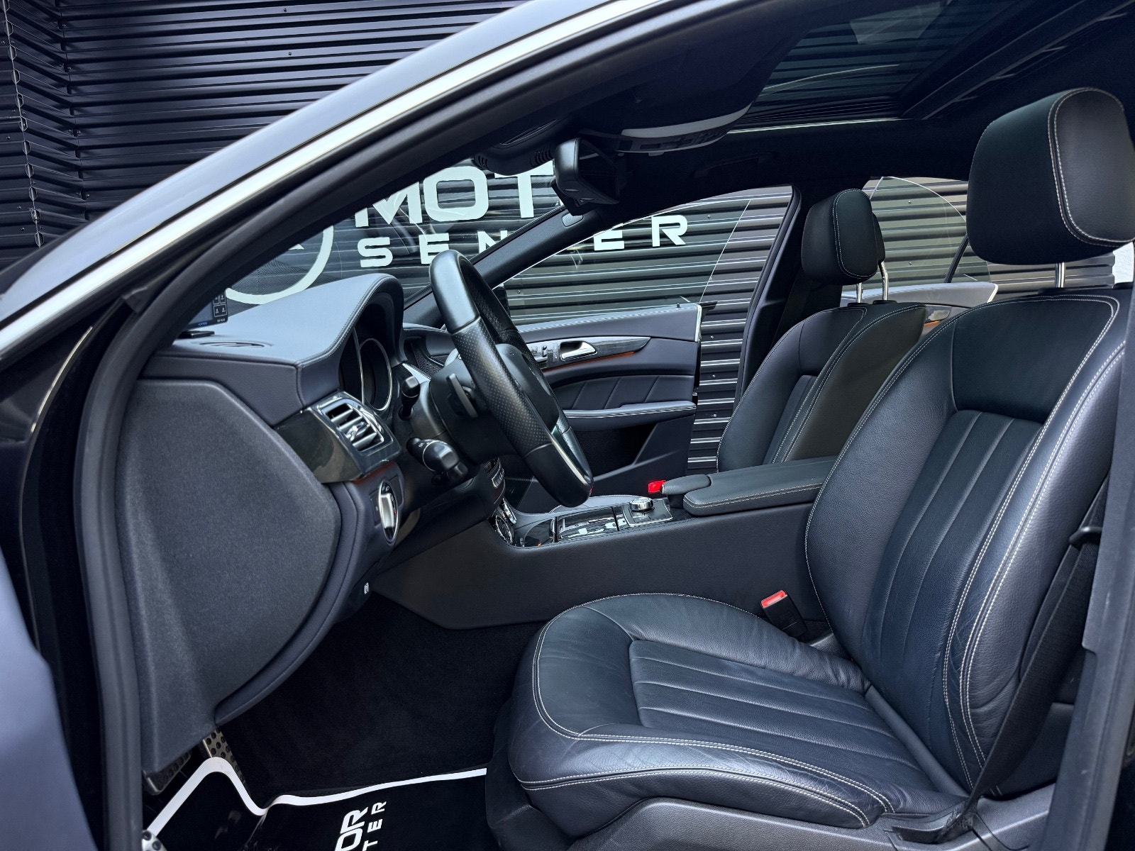 Hovedbilde av Mercedes-Benz CLS500