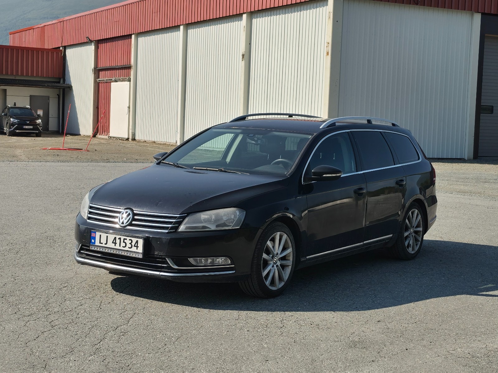 Volkswagen Passat - Photo 3