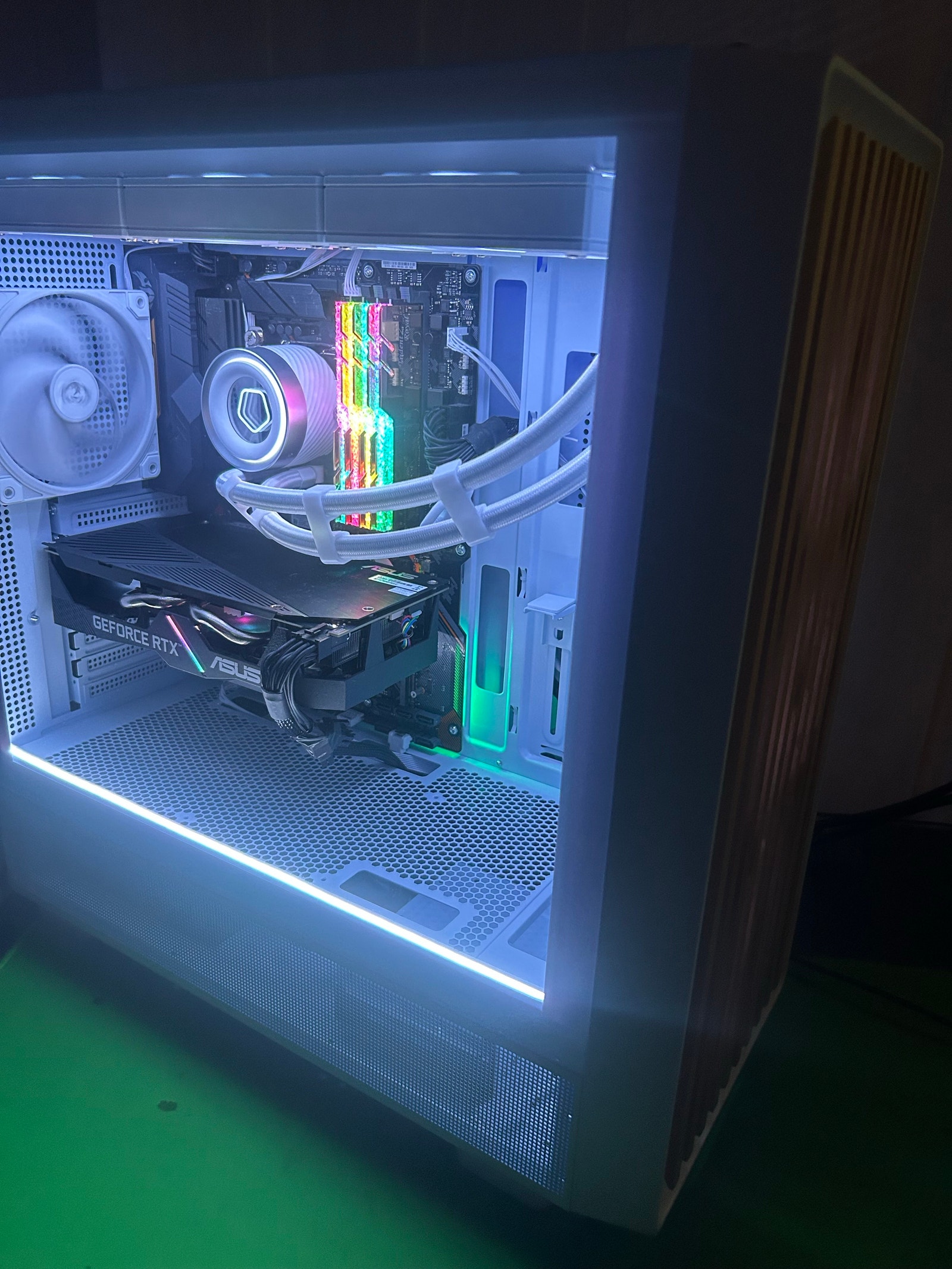 🔥 PREMIUM GAMING-PC – i9-9900K | RTX 2060 | 32GB Trident Z Royal