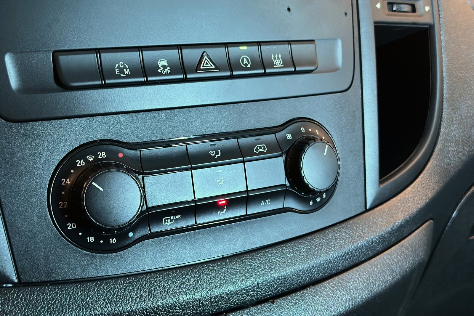 Mercedes-Benz Vito - Photo 4