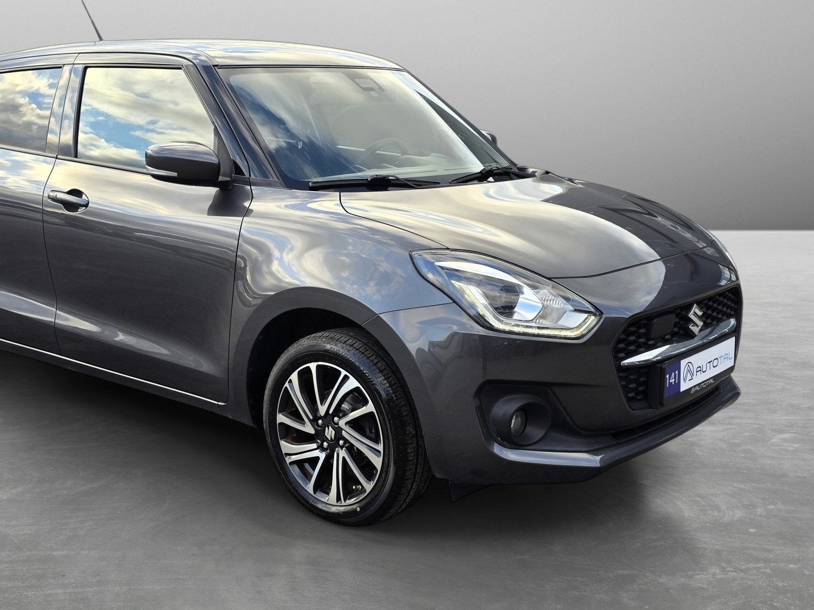 Suzuki Swift - Photo 2