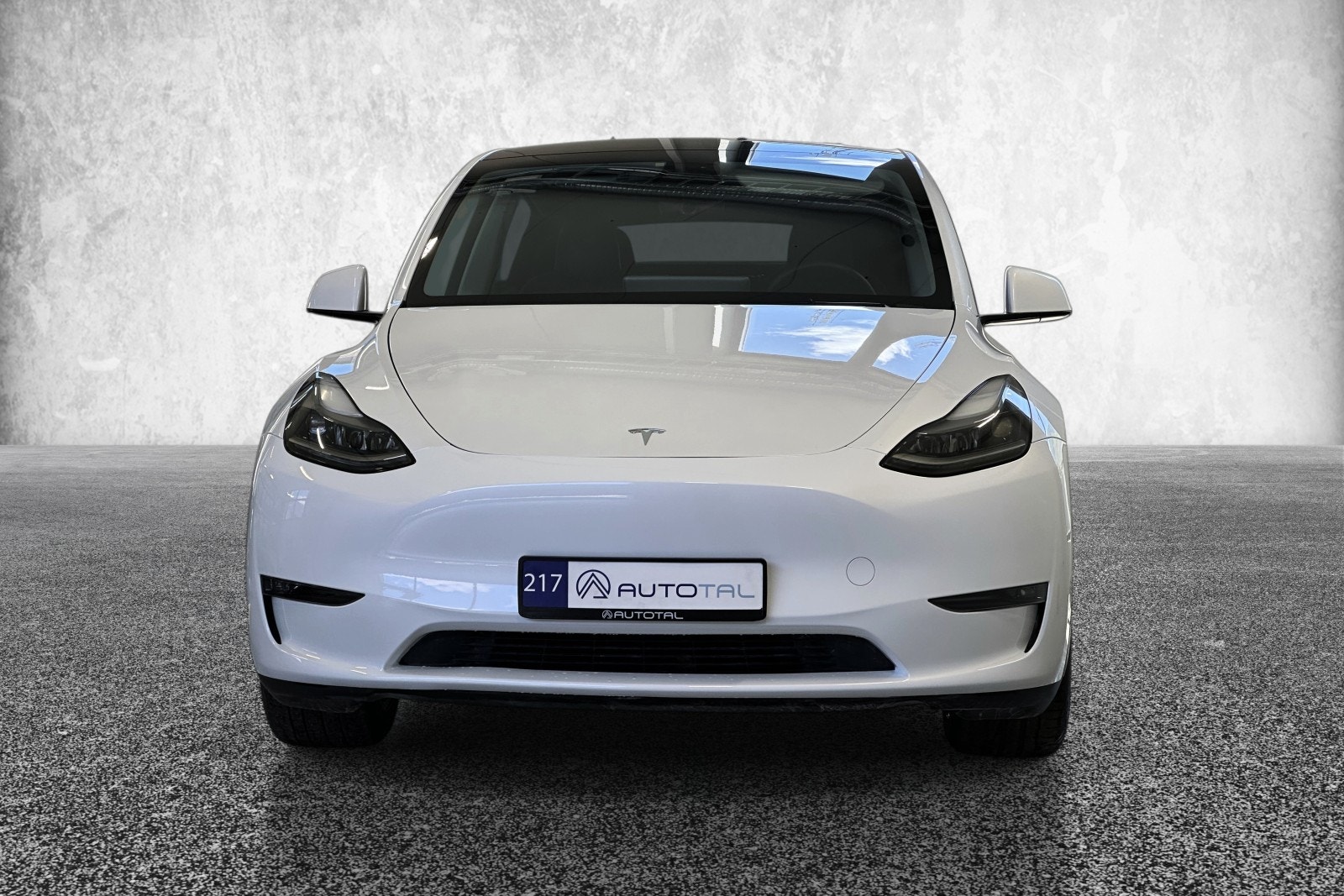 Tesla Model Y - Photo 3