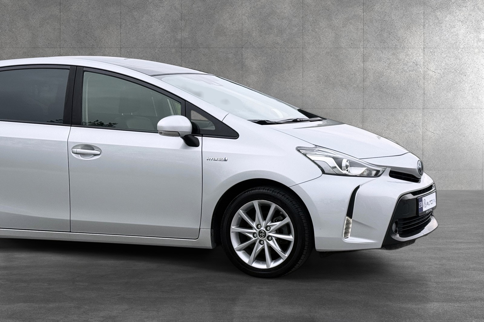 Toyota Prius+ - Photo 2
