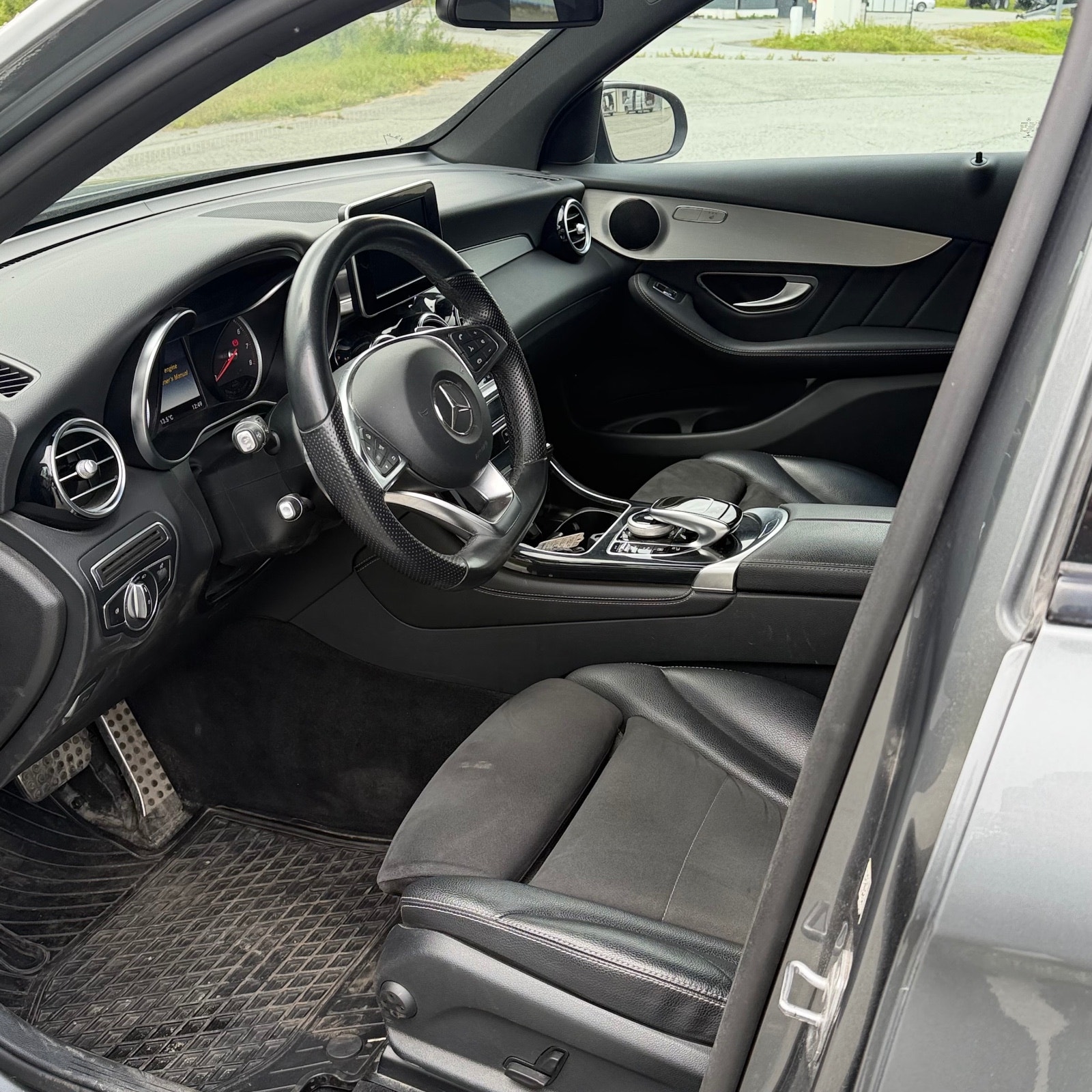 Mercedes-Benz GLC350 e - Photo 4
