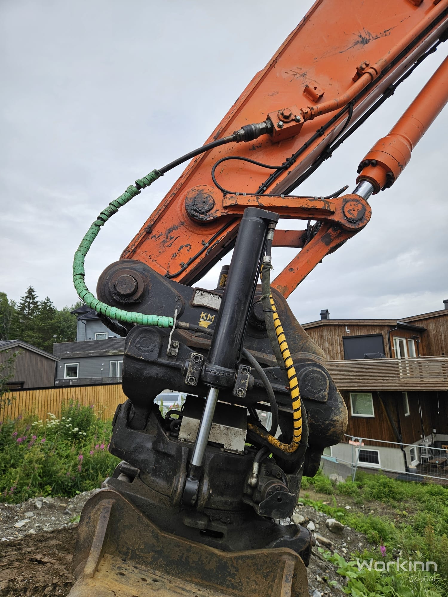 Til salgs: Hitachi ZX225 - 5B - 2015 - Gravemaskin - 164 hk | FINN.no