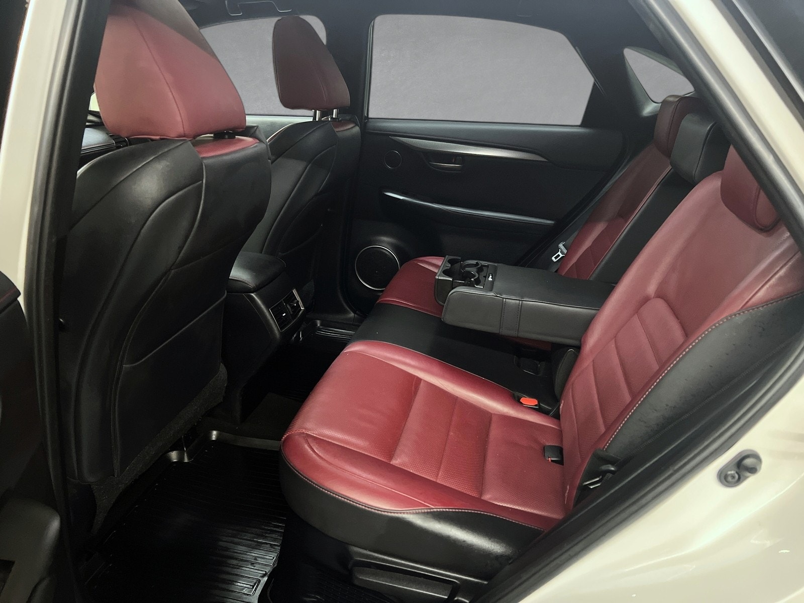 Hovedbilde av Lexus NX300h