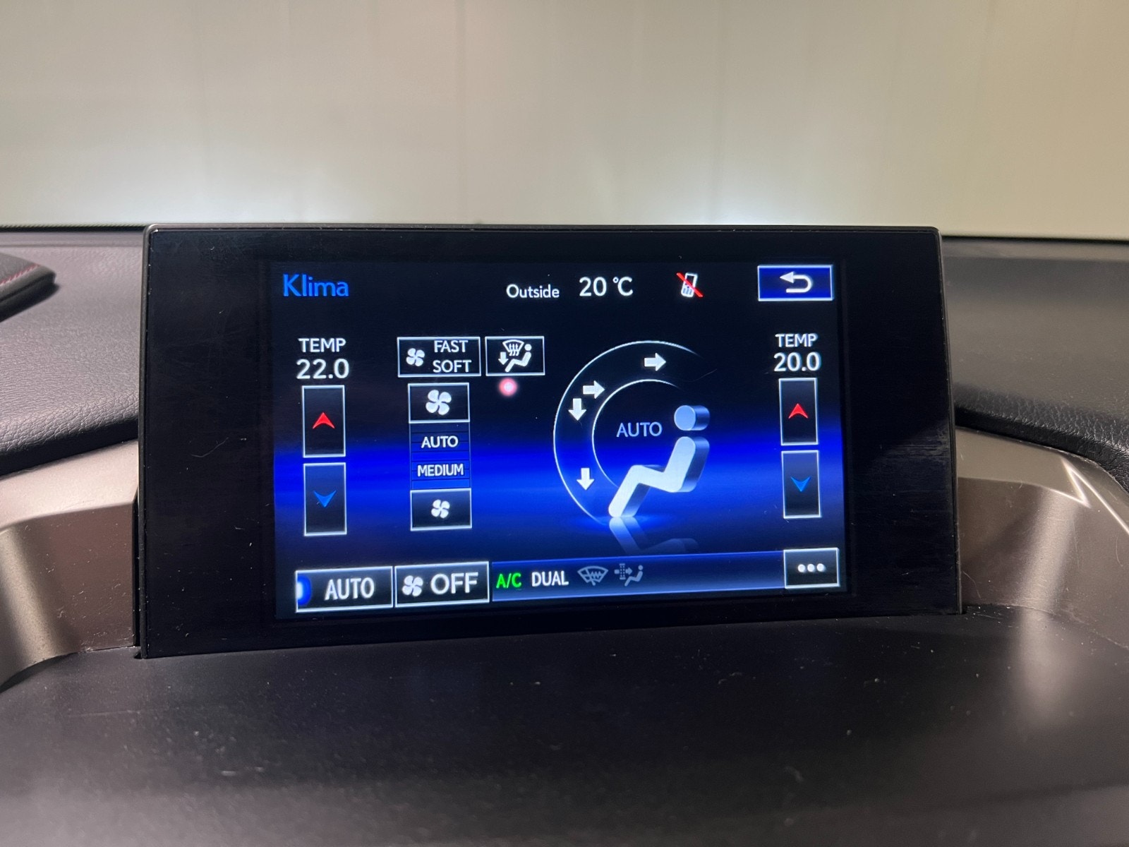 Hovedbilde av Lexus NX300h