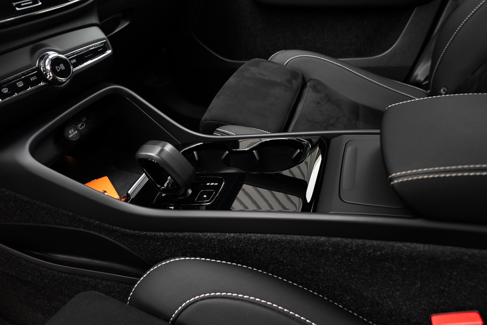 Hovedbilde av Volvo C40