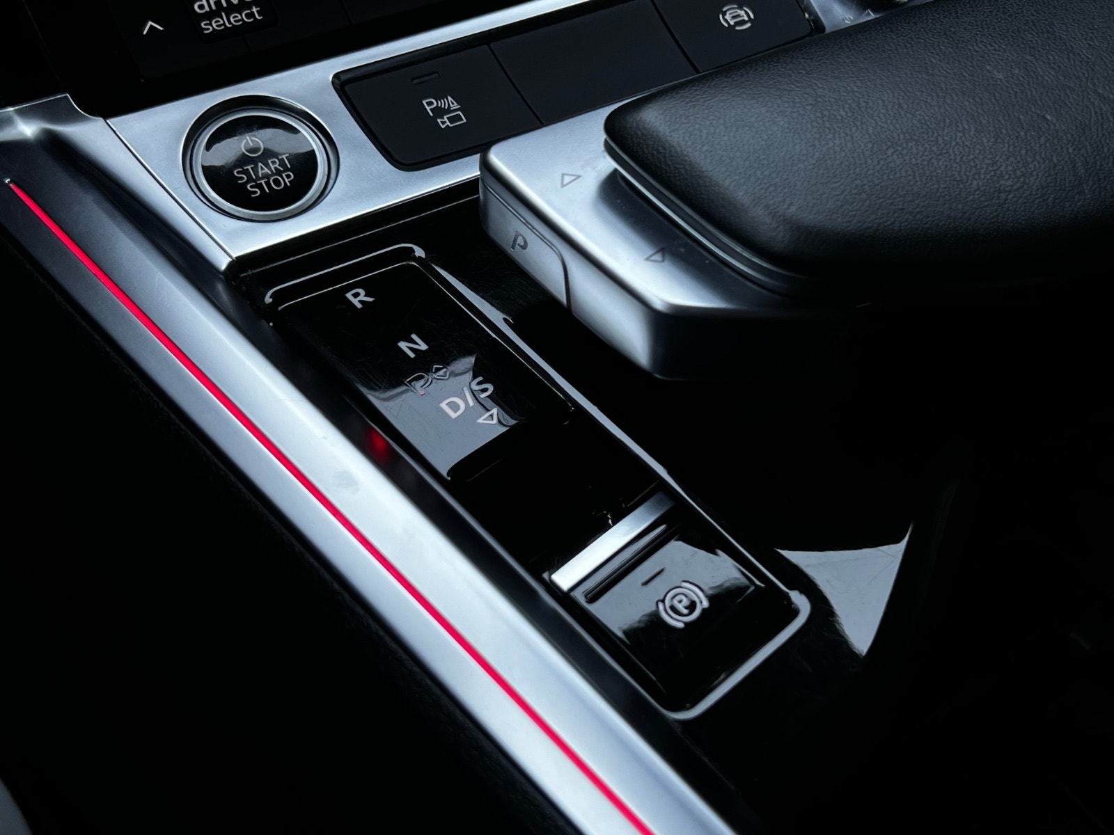 Hovedbilde av Audi e-tron