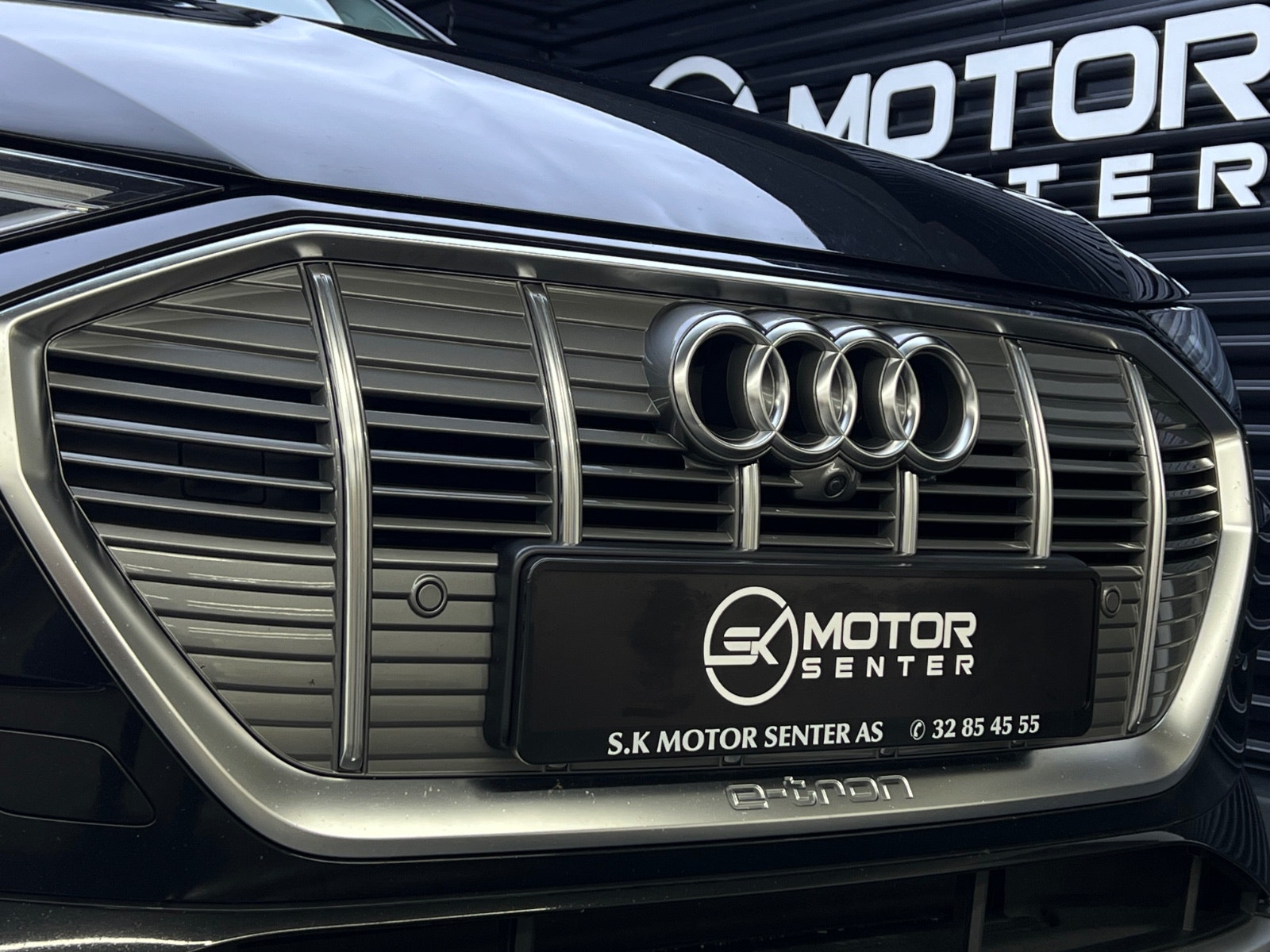 Hovedbilde av Audi e-tron