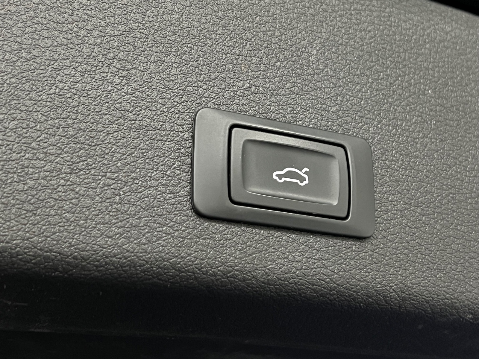 Hovedbilde av Audi e-tron