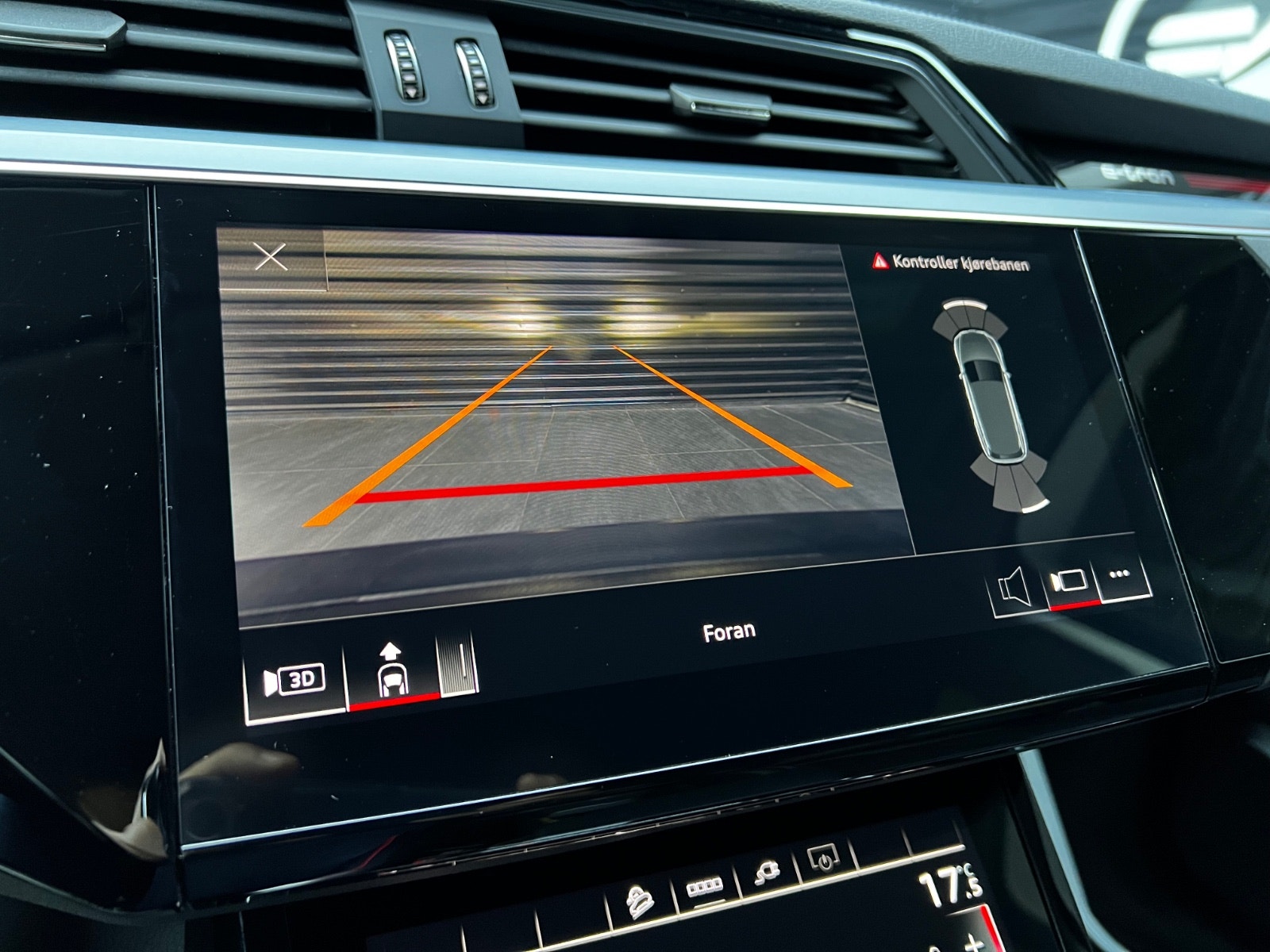 Hovedbilde av Audi e-tron