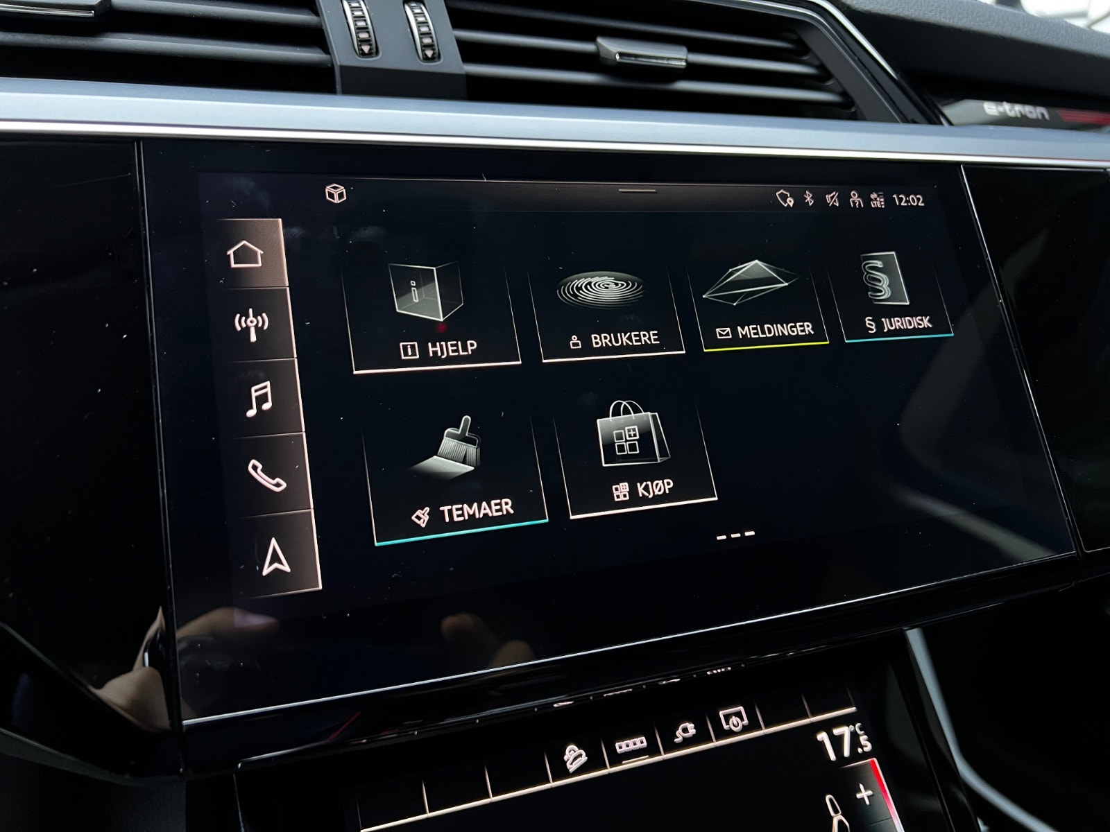 Hovedbilde av Audi e-tron