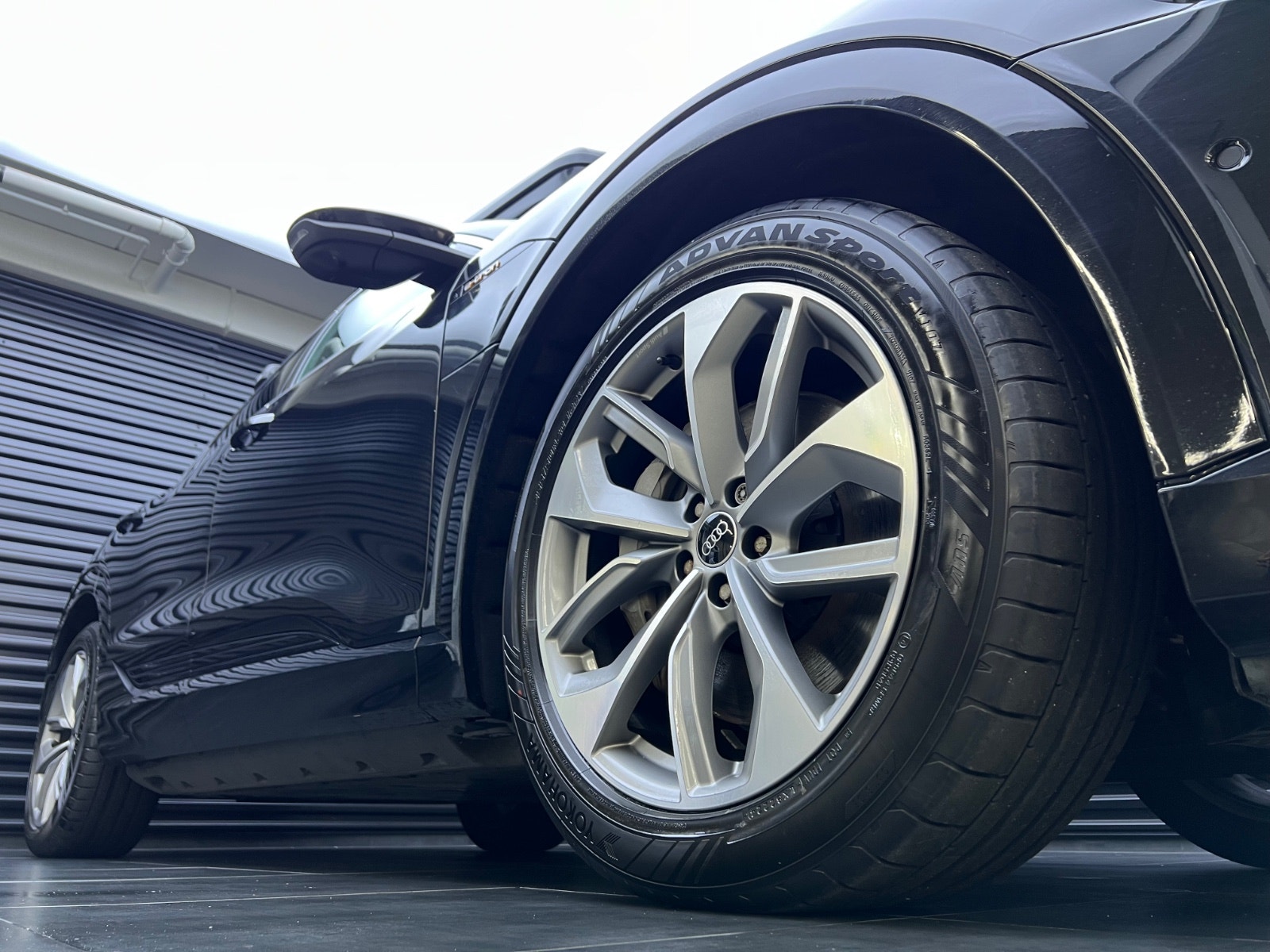 Hovedbilde av Audi e-tron