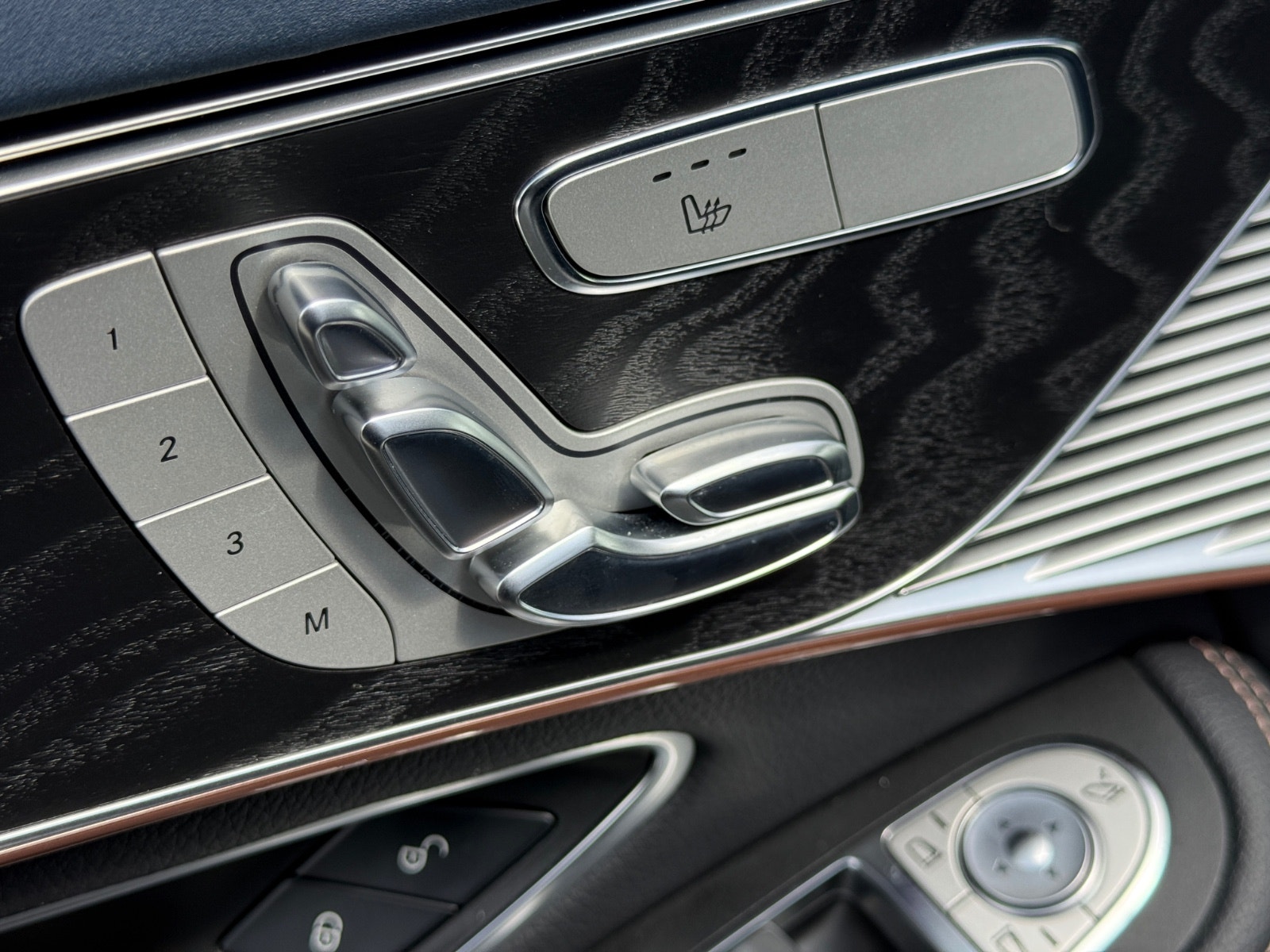 Hovedbilde av Mercedes-Benz EQC400